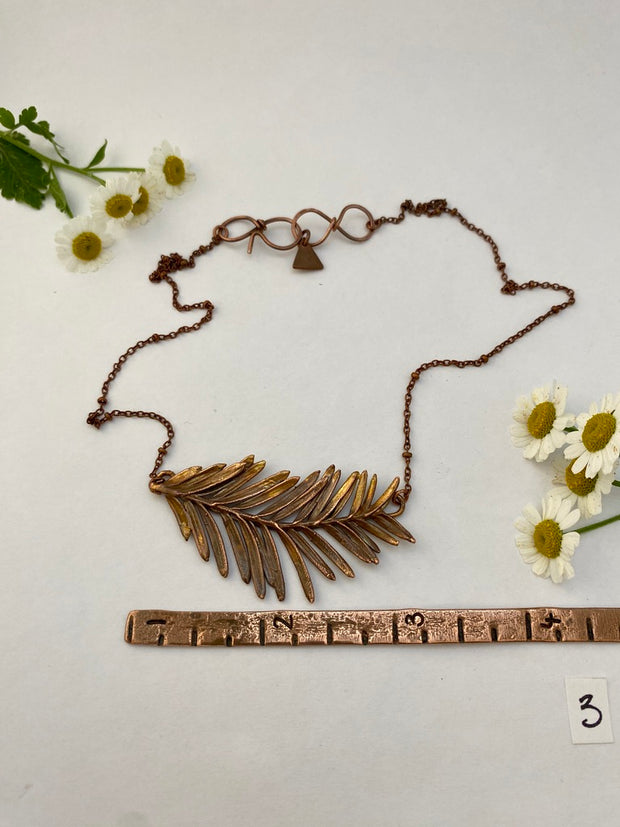 Redwood Leaflet necklaces *Horizontal*